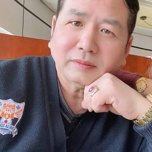 Meet your Posher, Luong